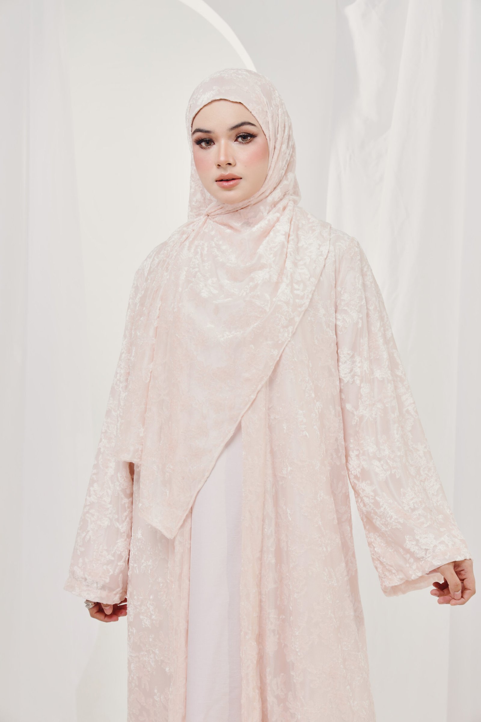 SHARIFÁH ABAYA - ⁠PEARL PINK