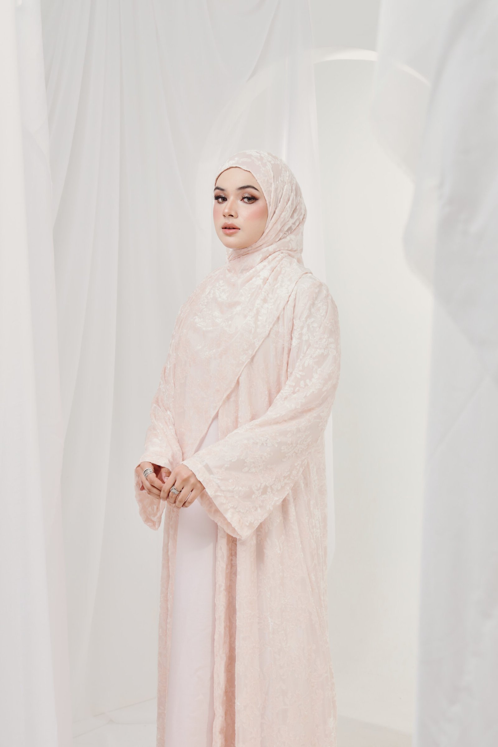 SHARIFÁH ABAYA - ⁠PEARL PINK