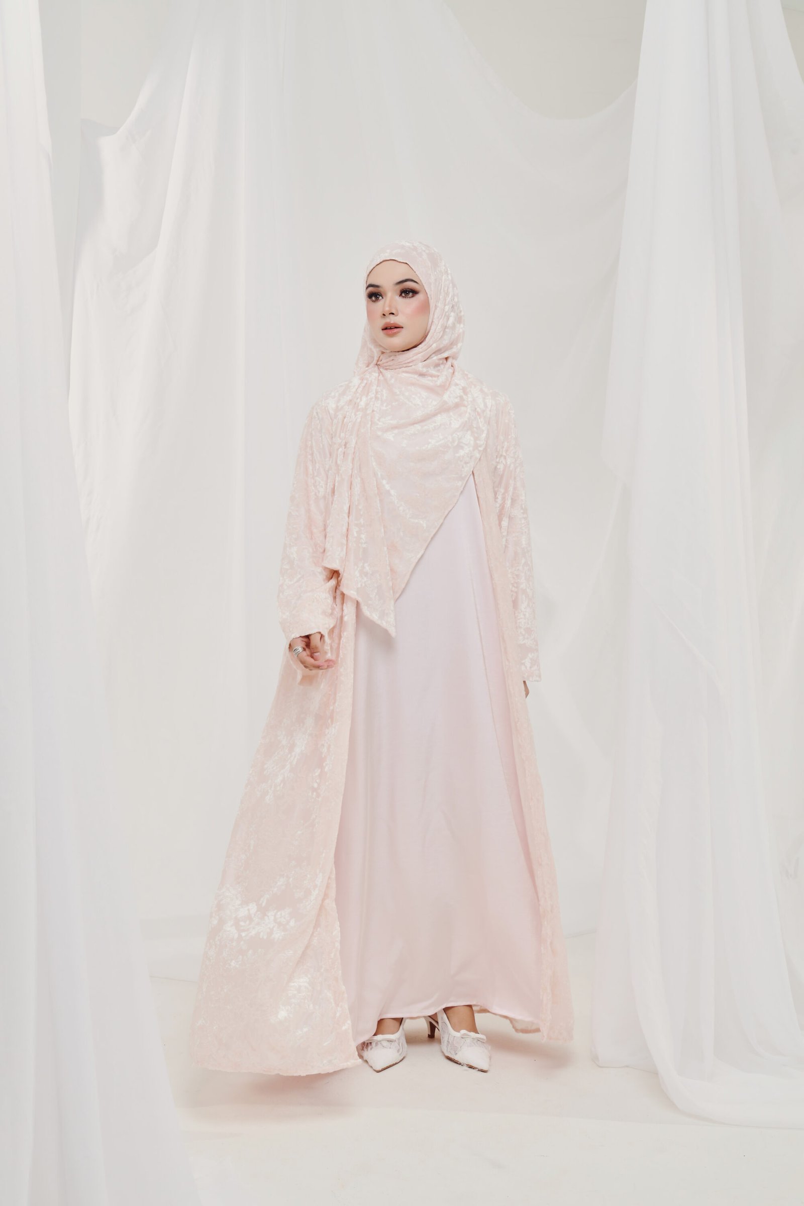 SHARIFÁH ABAYA - ⁠PEARL PINK