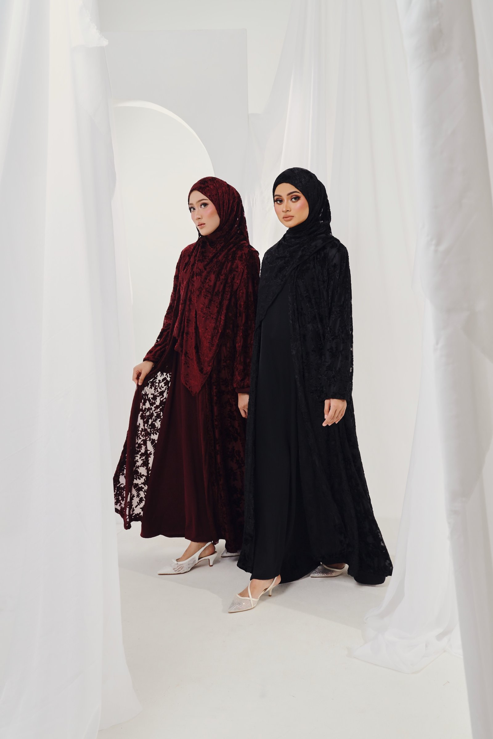 SHARIFÁH ABAYA - RUBY